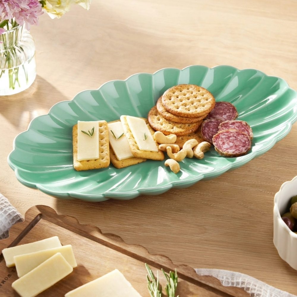 💕 The Pioneer Woman Colette Green Serveware Platter
